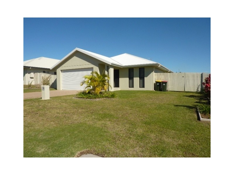 3 Channel Street, Bushland Beach QLD 4818