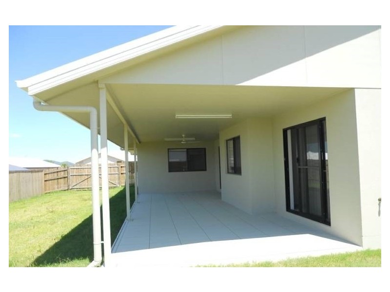 3 Channel Street, Bushland Beach QLD 4818