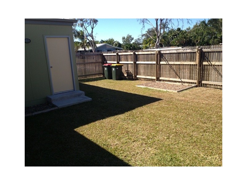 19 Hogg Street, Deeragun QLD 4818