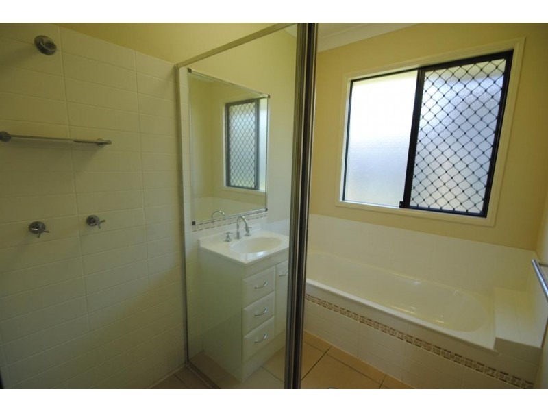 13 Keswick Street, Bushland Beach QLD 4818