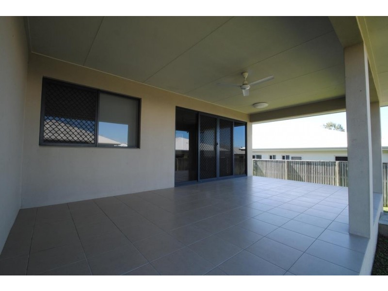 13 Keswick Street, Bushland Beach QLD 4818