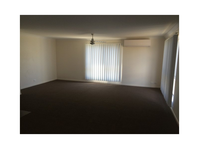 17 Elvina Street, Deeragun QLD 4818