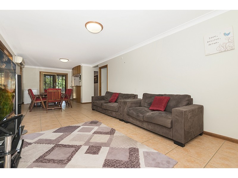 111 Coutts Drive, Bushland Beach QLD 4818