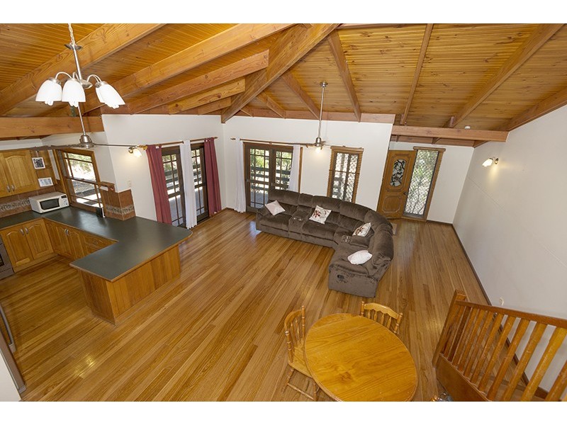 111 Coutts Drive, Bushland Beach QLD 4818