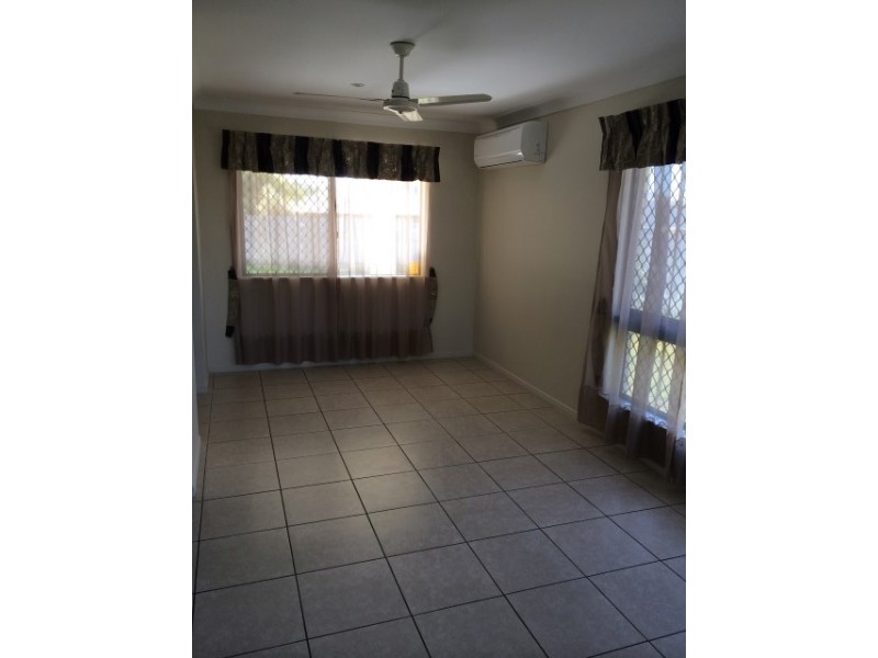 2 Kato Place, Mount Louisa QLD 4814