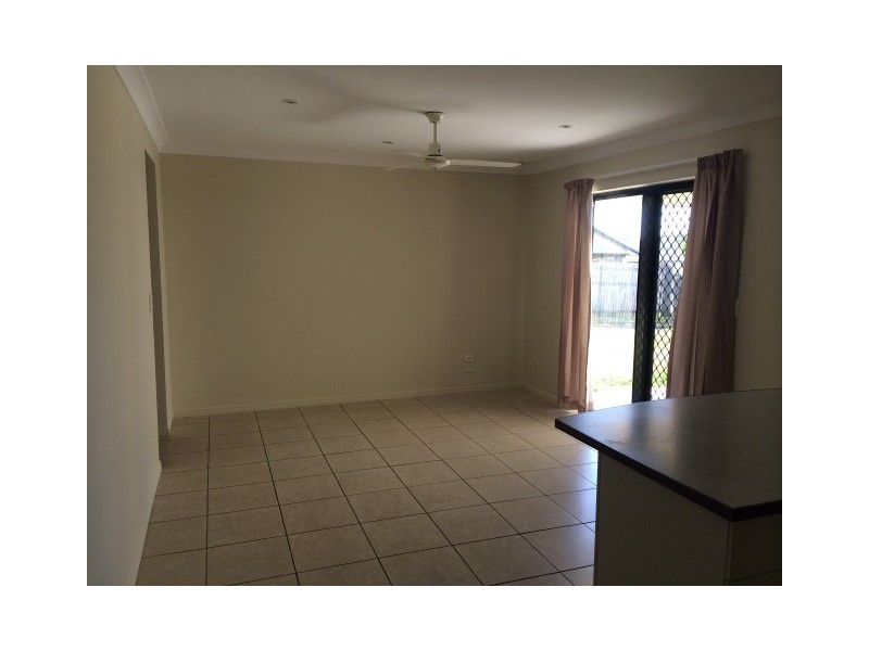 2 Kato Place, Mount Louisa QLD 4814