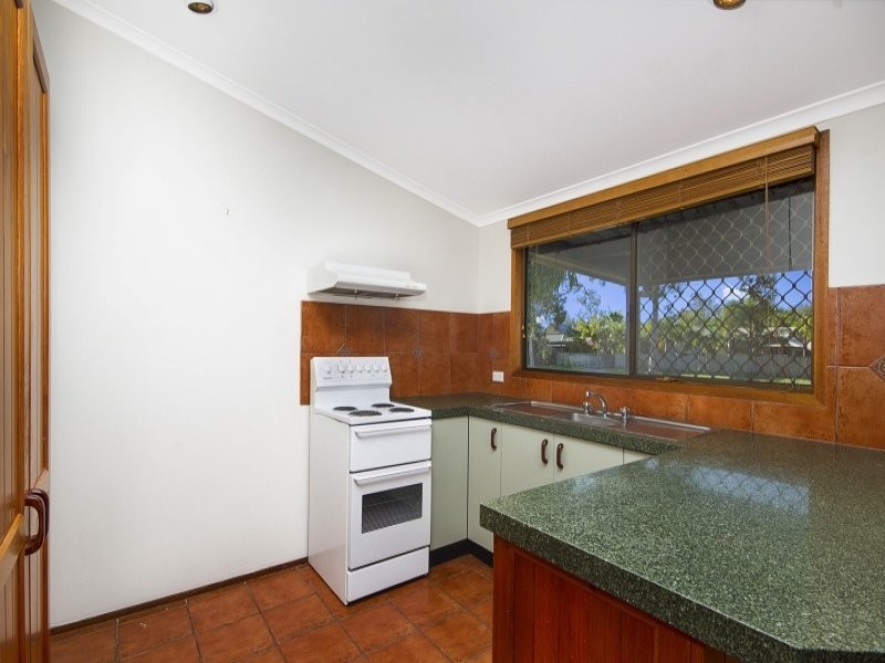 10 Vesterman Court, Bushland Beach QLD 4818
