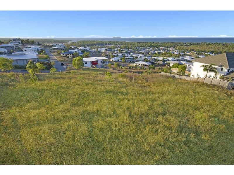 36 Britomart Street, Bushland Beach QLD 4818