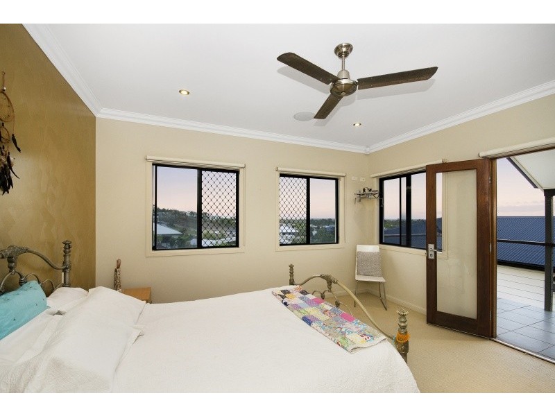 39 Goicoechea Drive, Bushland Beach QLD 4818