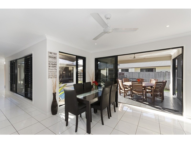 12 Coolaree Drive, Bushland Beach QLD 4818