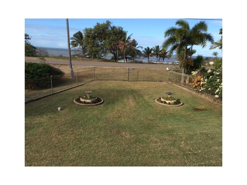 41 Esplanade, Balgal Beach QLD 4816