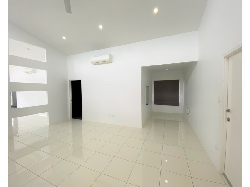 369 Garland Road, Bushland Beach QLD 4818