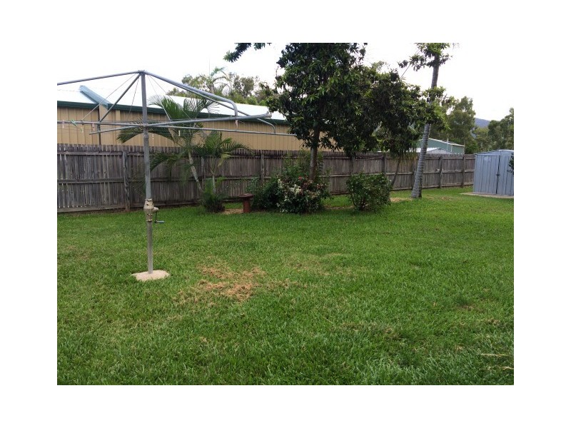 191 Ocean Parade, Balgal Beach QLD 4816