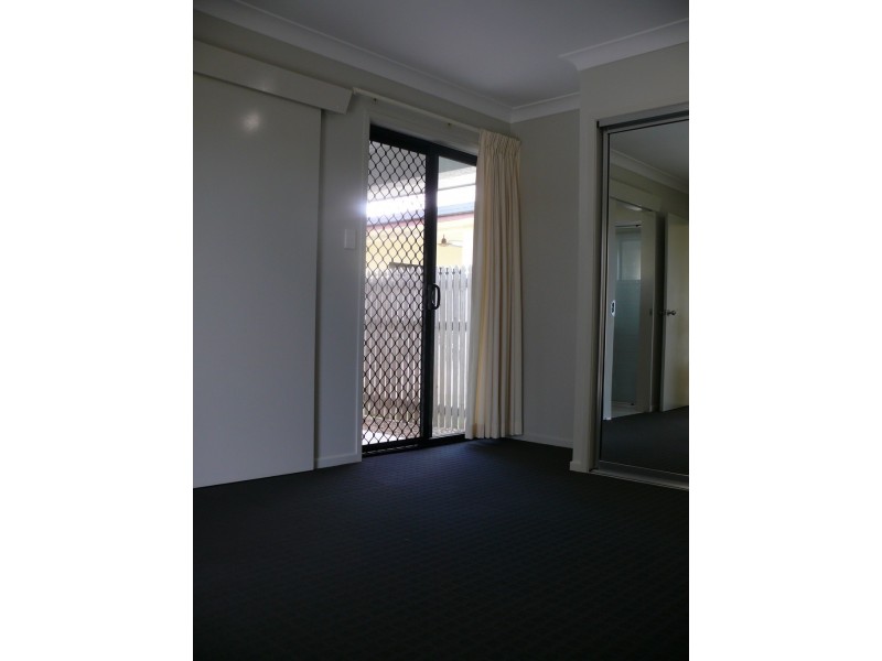 16 Eungella Court, Bushland Beach QLD 4818