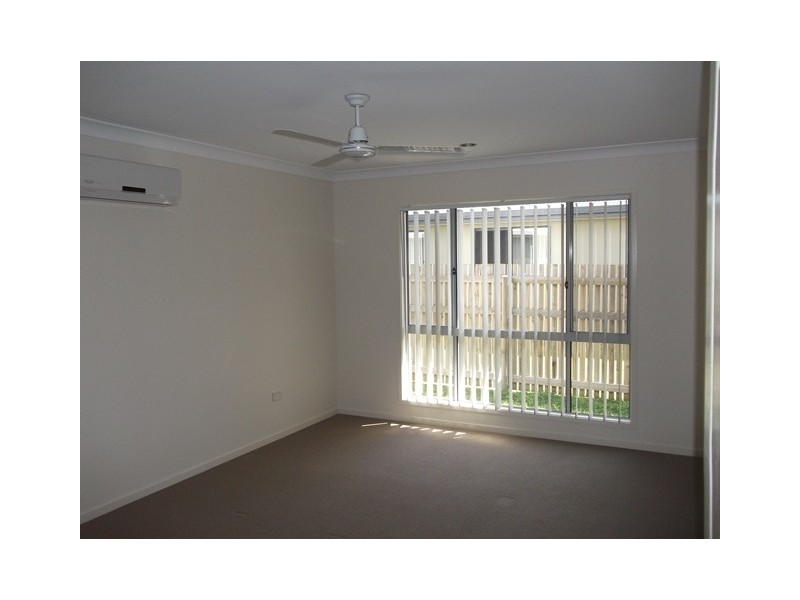 48 Beach Oak Avenue, Mount Low QLD 4818