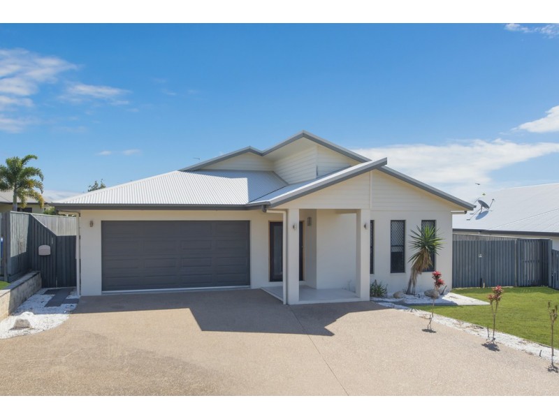 15 Channel Street, Bushland Beach QLD 4818