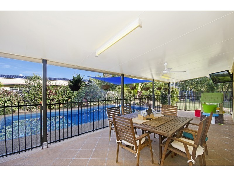 16 Mahogany Court, Bushland Beach QLD 4818