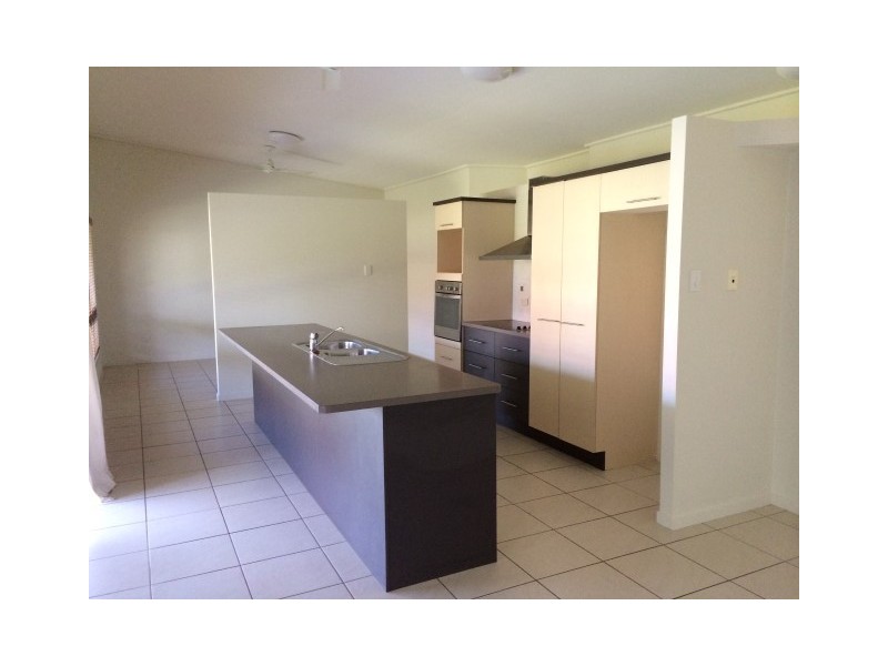 3 Brenton Circuit, Deeragun QLD 4818