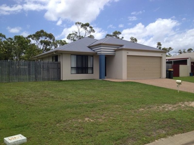 19 Wexford Crescent, Mount Low QLD 4818