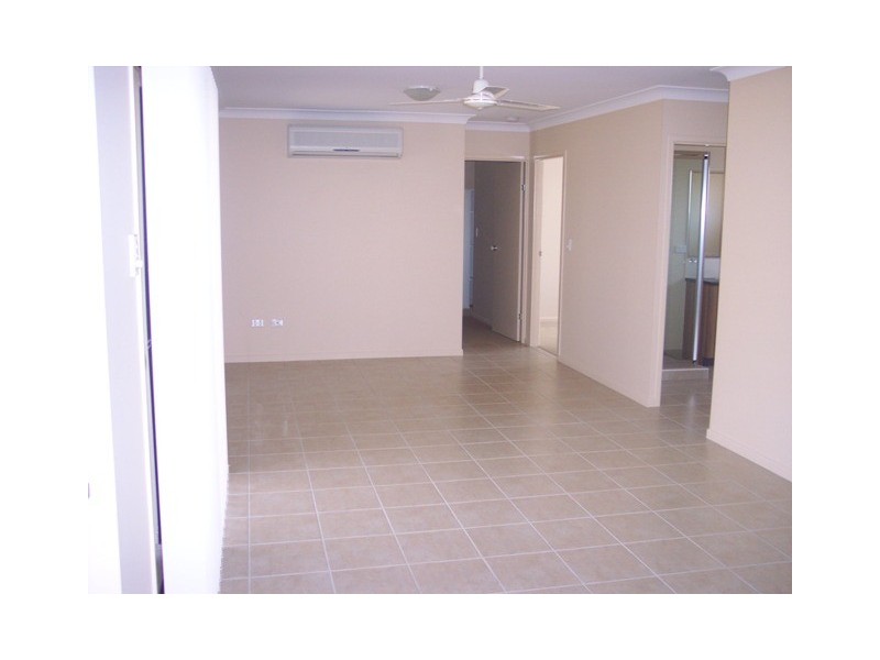 19 Wexford Crescent, Mount Low QLD 4818