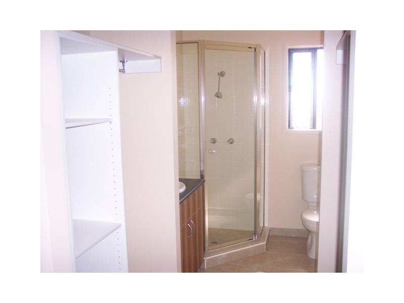 19 Wexford Crescent, Mount Low QLD 4818