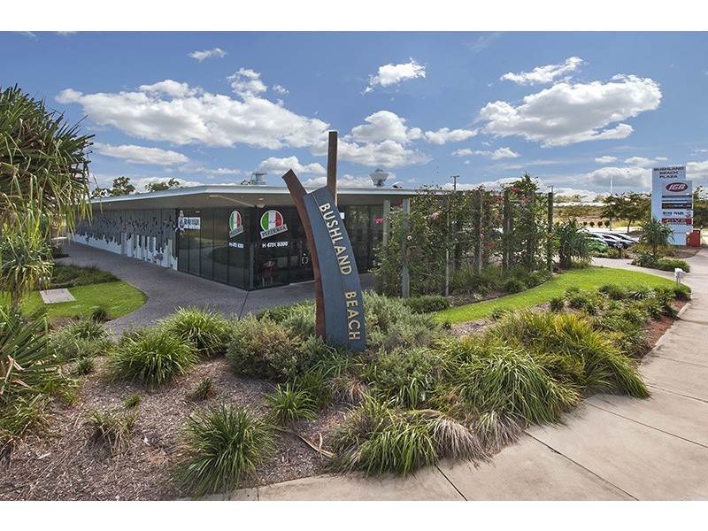 16 Harrier Court, Bushland Beach QLD 4818