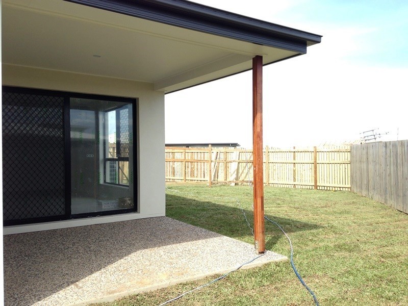 2/49 Marblewood Circuit, Mount Low QLD 4818