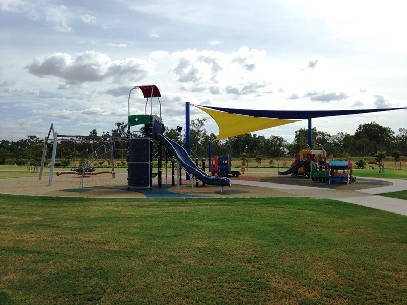 2/49 Marblewood Circuit, Mount Low QLD 4818