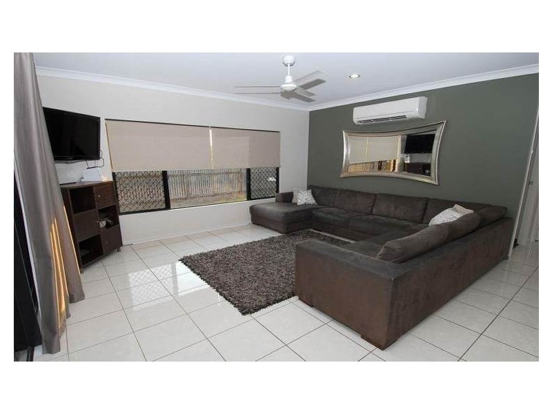 21 Mariala Court, Bushland Beach QLD 4818