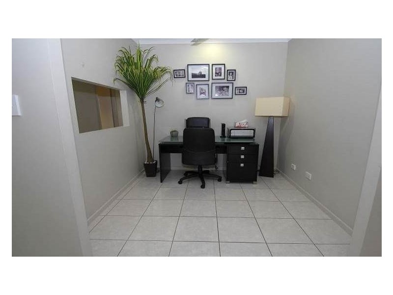 21 Mariala Court, Bushland Beach QLD 4818