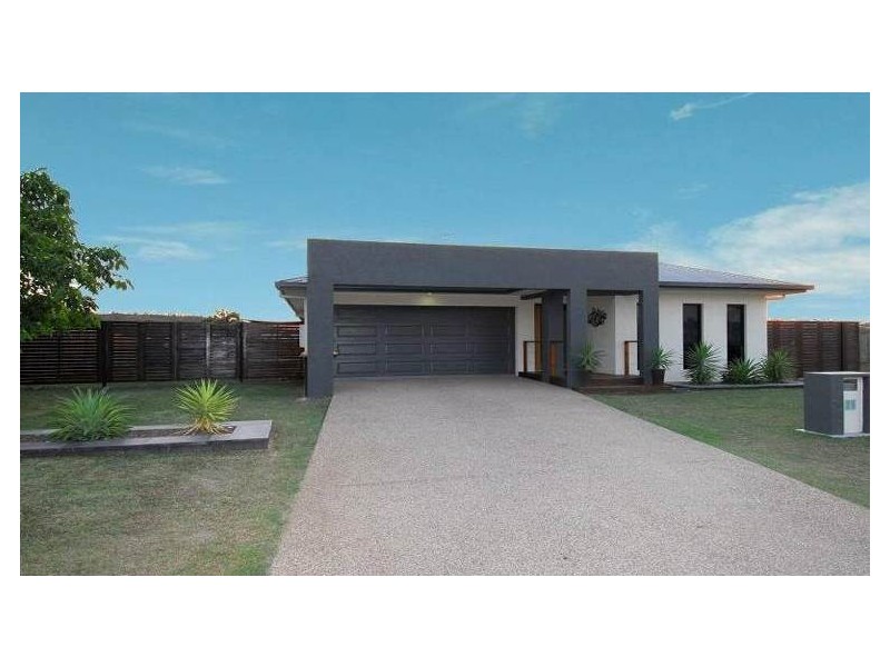 21 Mariala Court, Bushland Beach QLD 4818