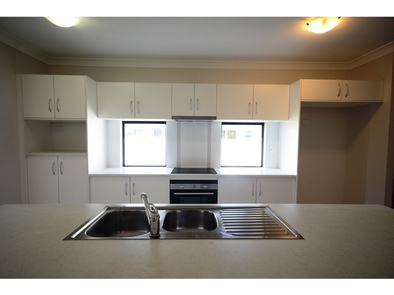 48 Bonnet Road, Mount Low QLD 4818