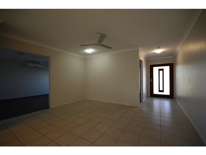 48 Bonnet Road, Mount Low QLD 4818