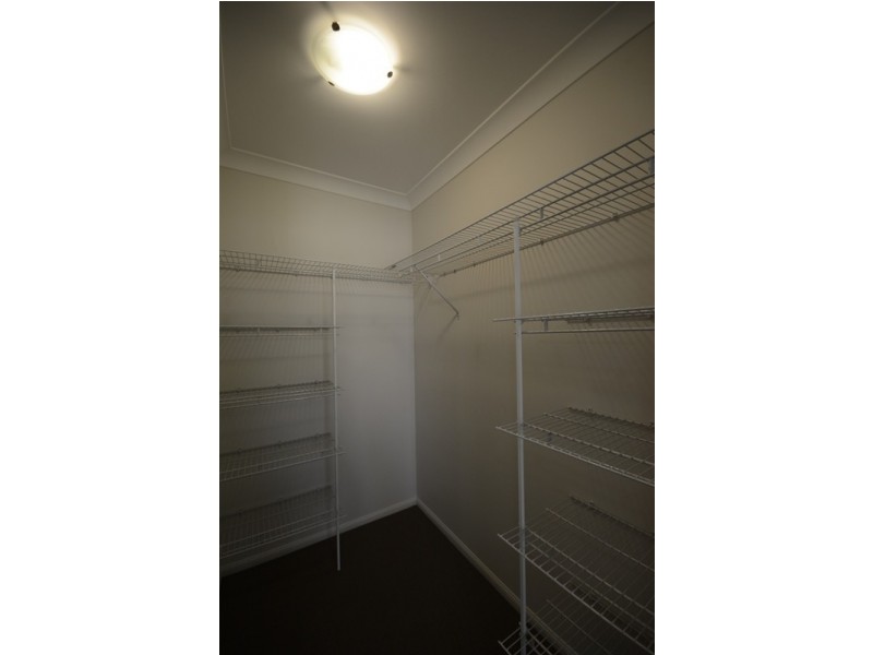 48 Bonnet Road, Mount Low QLD 4818