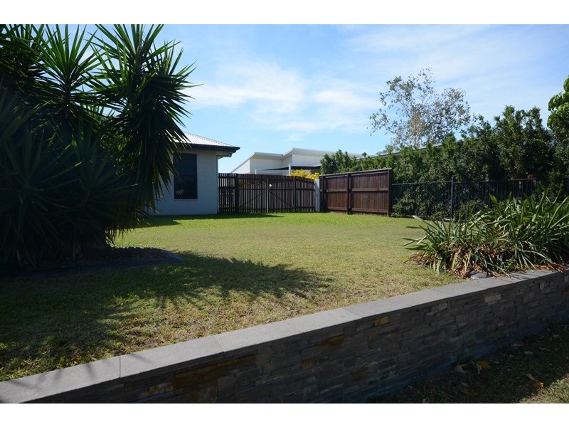 48 Bonnet Road, Mount Low QLD 4818