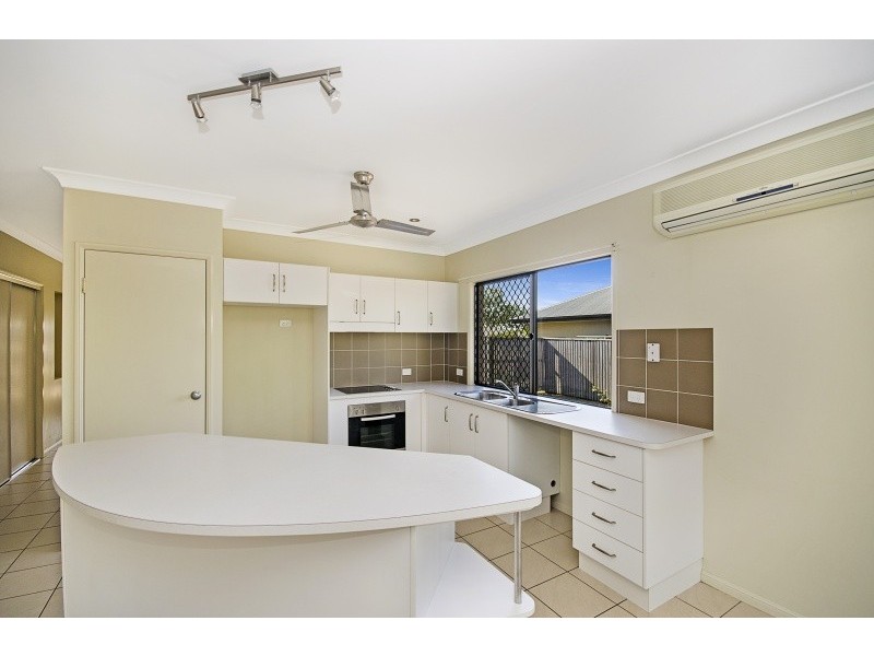 49 Anchorage Circuit, Bushland Beach QLD 4818