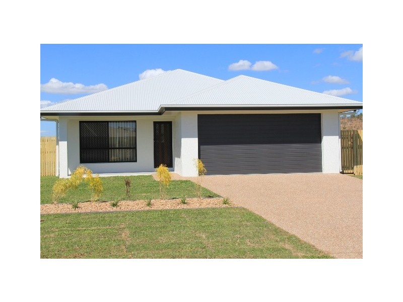 12 Lochern Way, Bushland Beach QLD 4818