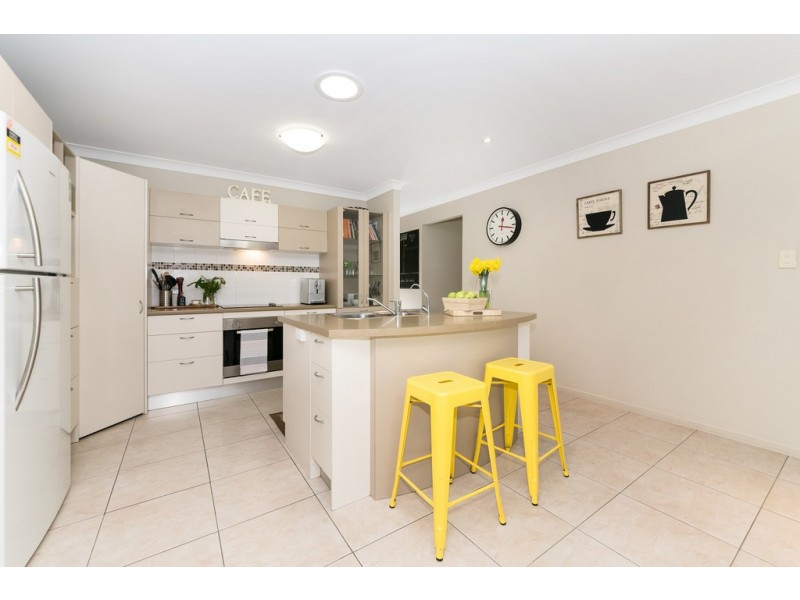 58 Shutehaven Circuit, Bushland Beach QLD 4818