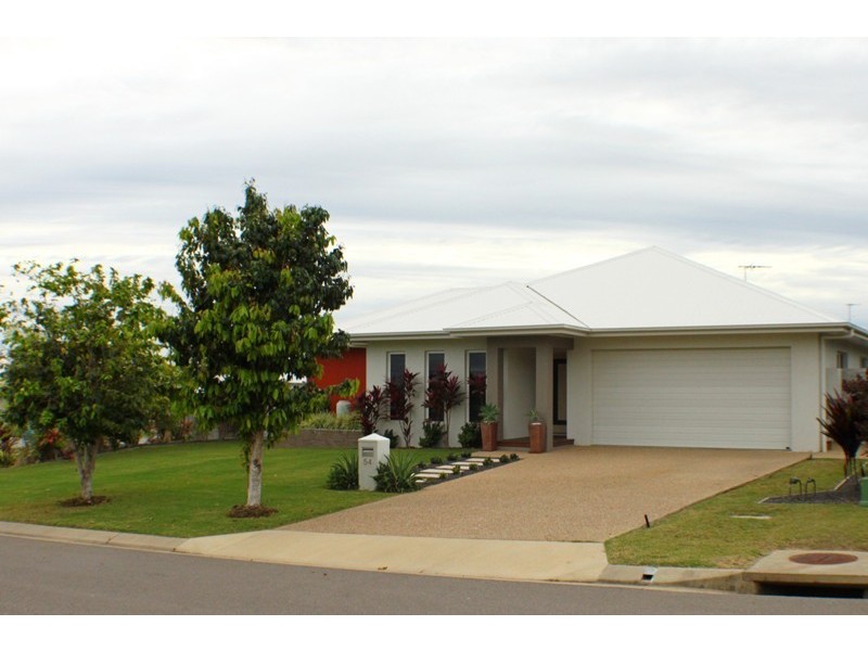 54 Rattray Street, Bushland Beach QLD 4818