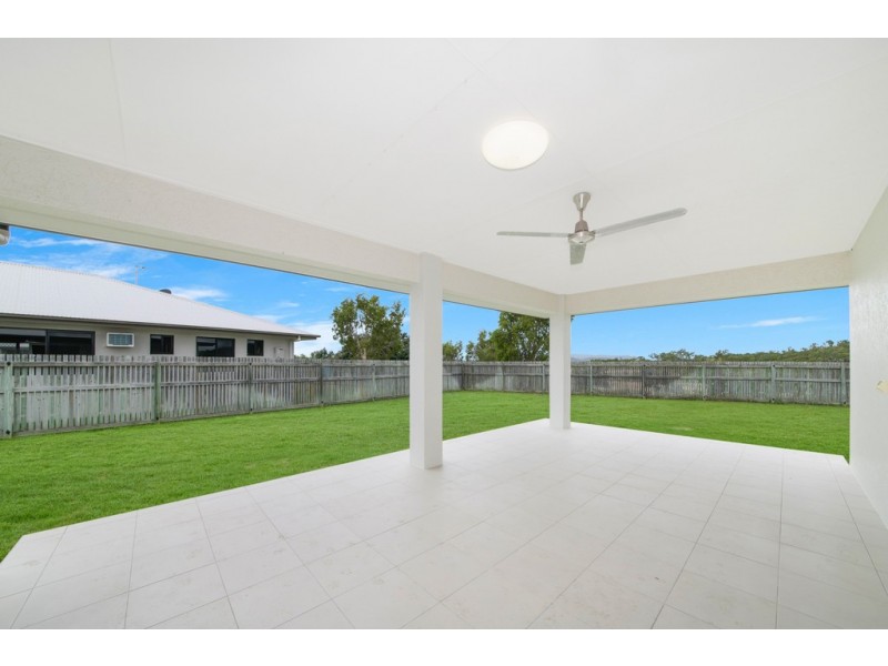 93 Daintree Drive, Bushland Beach QLD 4818