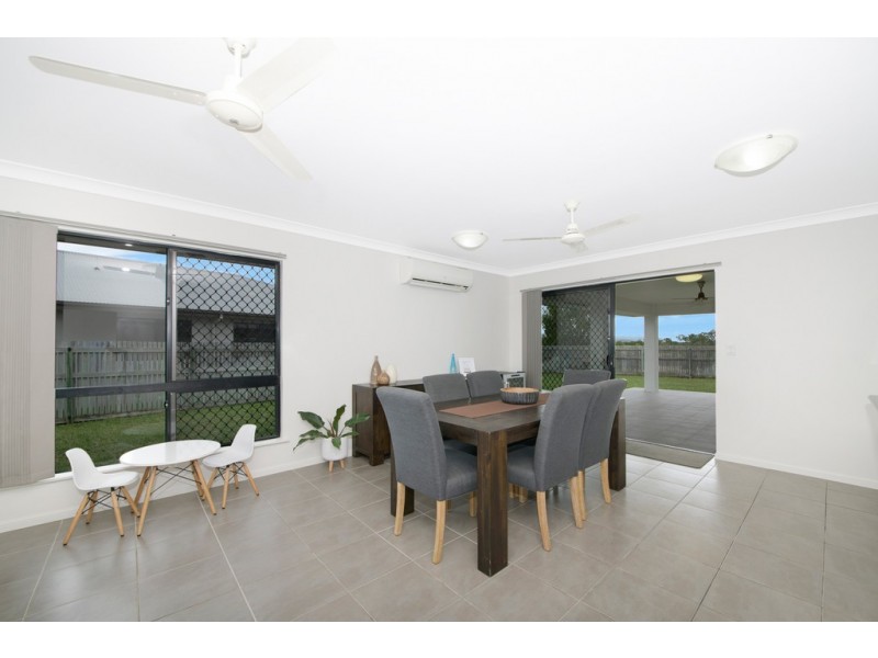 93 Daintree Drive, Bushland Beach QLD 4818