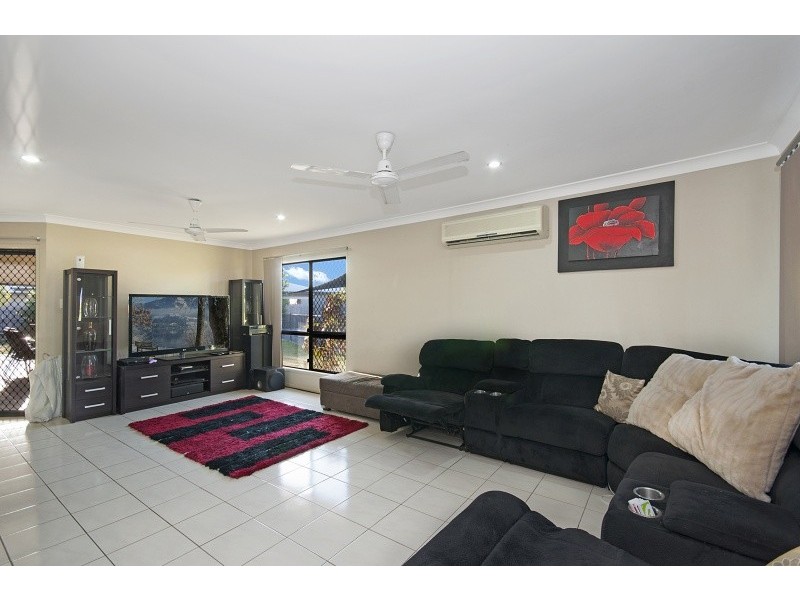 11 Romboli Court, Burdell QLD 4818