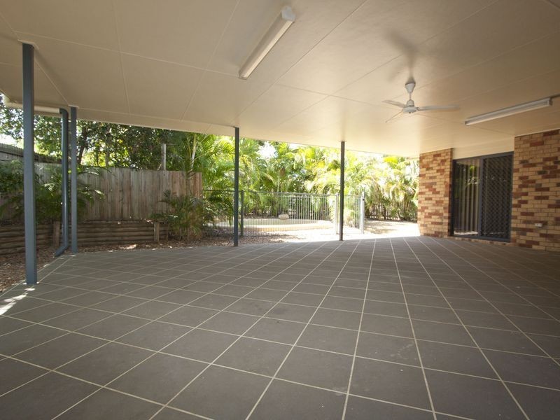 3 Sassafras Court, Bushland Beach QLD 4818