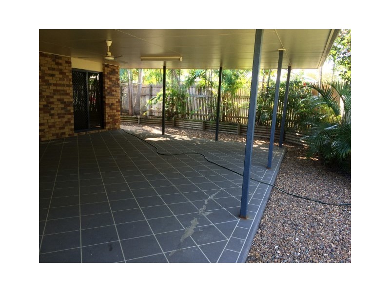 3 Sassafras Court, Bushland Beach QLD 4818