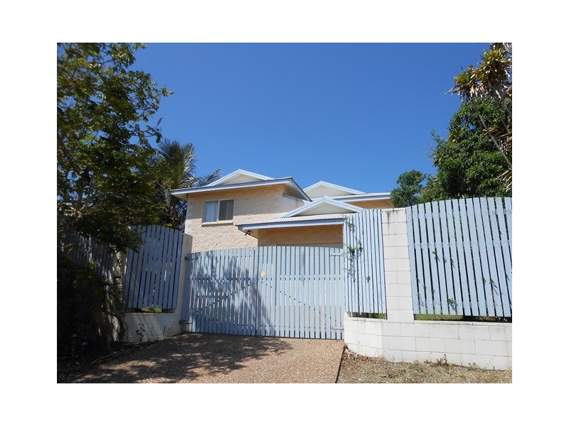 65 Cay Street, Saunders Beach QLD 4818