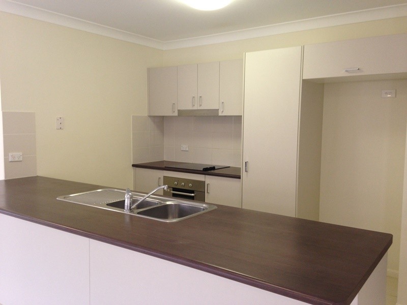 65 Daintree Drive, Bushland Beach QLD 4818