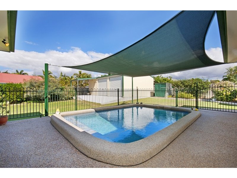 23 Joshua Crescent, Bushland Beach QLD 4818