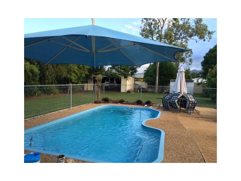 4 Justin Street, Balgal Beach QLD 4816