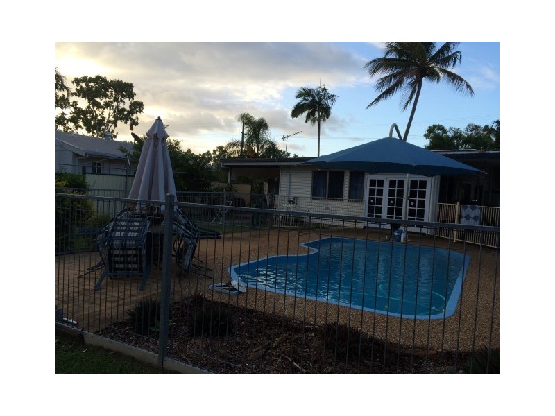 4 Justin Street, Balgal Beach QLD 4816