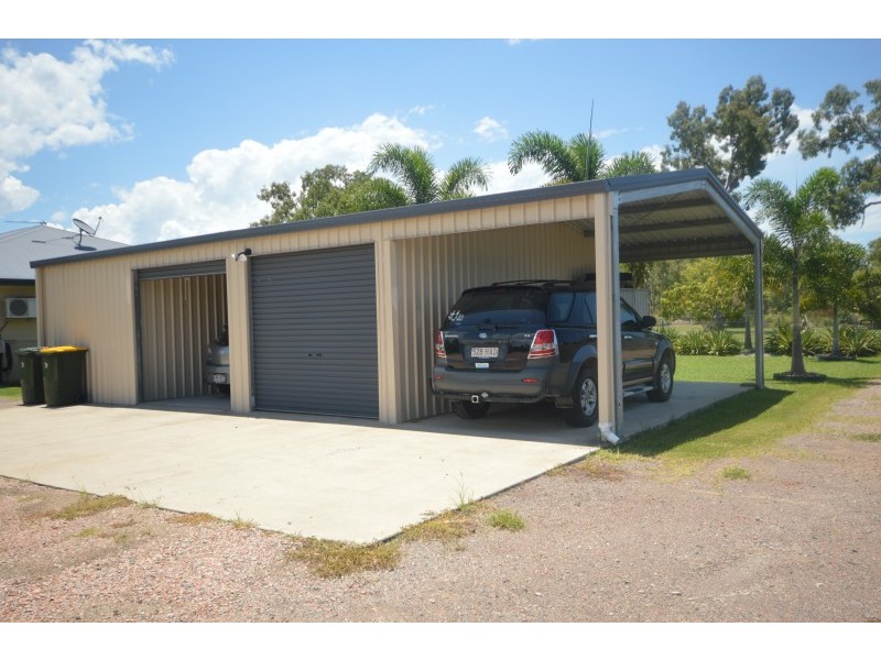 25 Salamanda Street, Bluewater QLD 4818